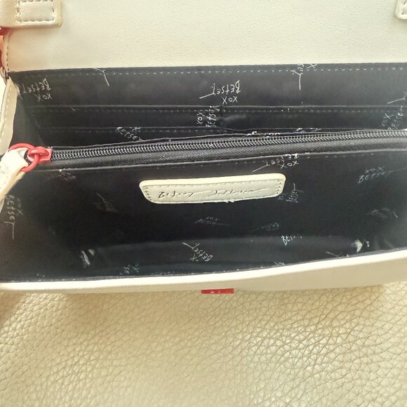 NWT BETSEY JOHNSON XOSYBIL N CROSSBODY SHOULDER BAG CLUTCH NEWSPAPER WHITE MULTI - Picture 4 of 4